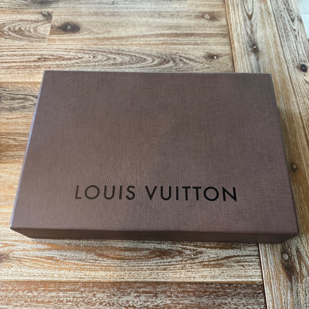 Louis Vuitton Box 11.5 x 8 x 2.7 BROWN CLASSIC Vintage Authentic .